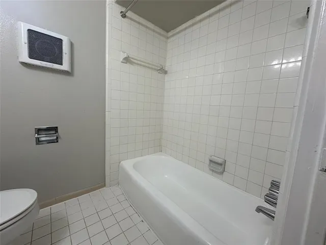 $1,375 | 5123 Del Monte Drive, Unit 8, Houston, TX 77056