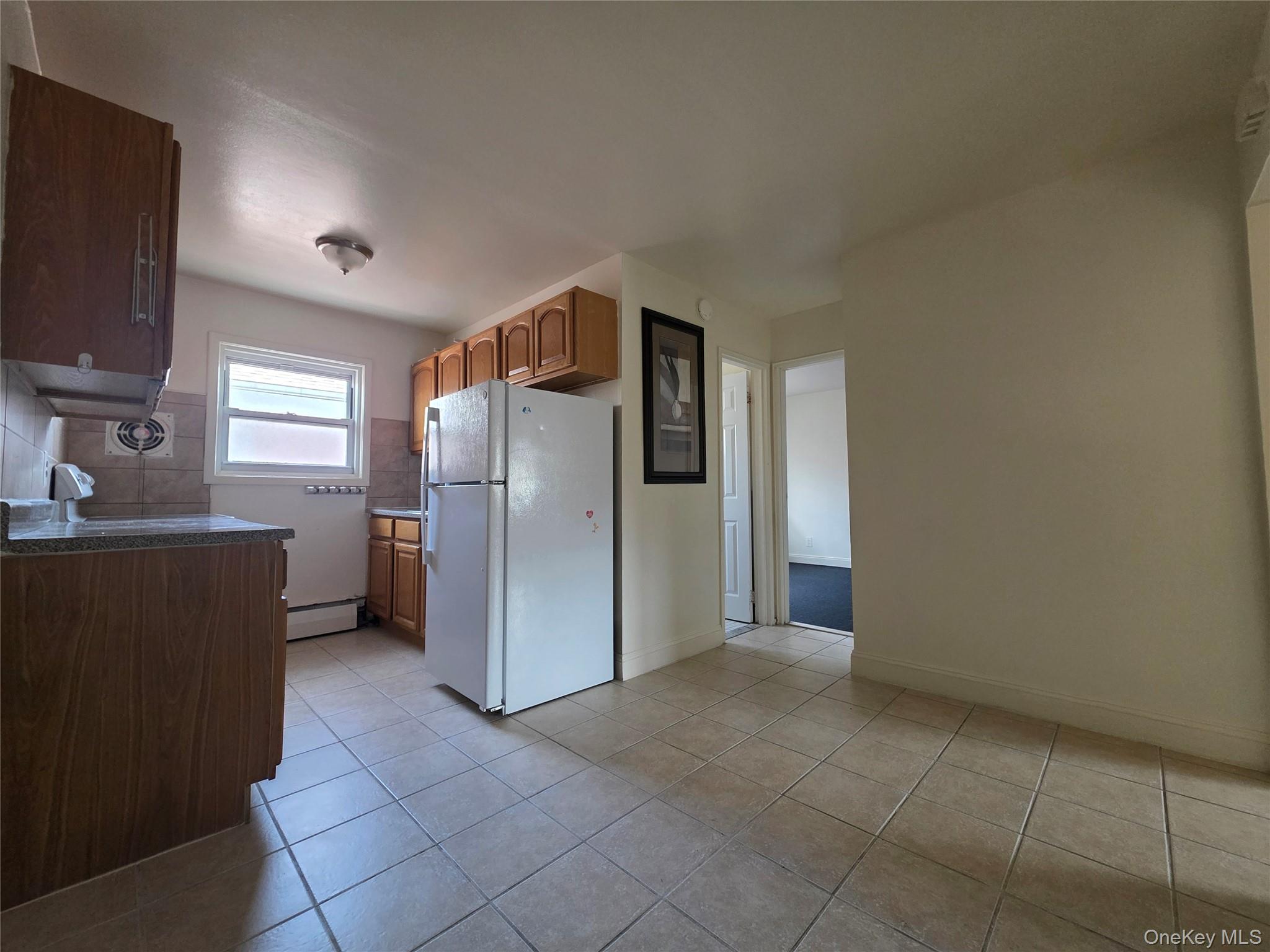 41 Quebec Road, Unit 3 Island Park, NY 11558 - Photo 6 of 9