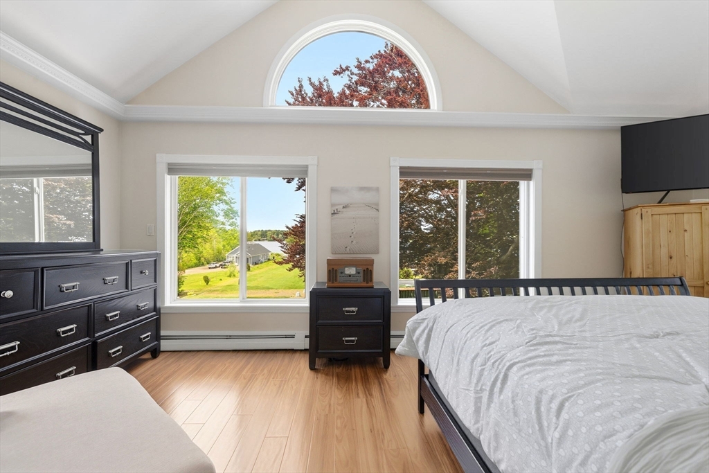 235 Middleboro Road Freetown, MA 02717 - Photo 15 of 41