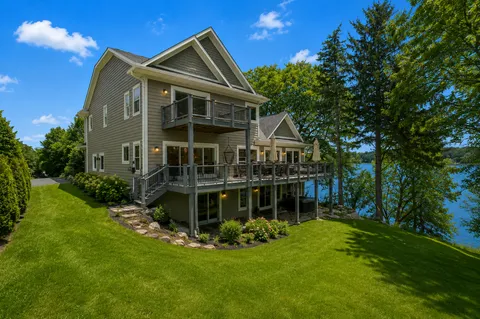 $2,795,000 | 3396 Kings Point Road, Excelsior, MN 55331
