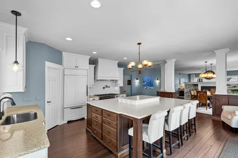 $2,795,000 | 3396 Kings Point Road, Excelsior, MN 55331
