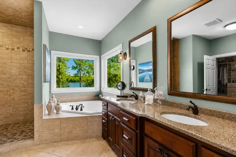 $2,795,000 | 3396 Kings Point Road, Excelsior, MN 55331