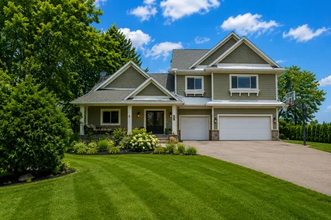 $2,795,000 | 3396 Kings Point Road, Excelsior, MN 55331