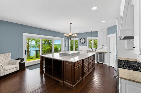 $2,795,000 | 3396 Kings Point Road, Excelsior, MN 55331