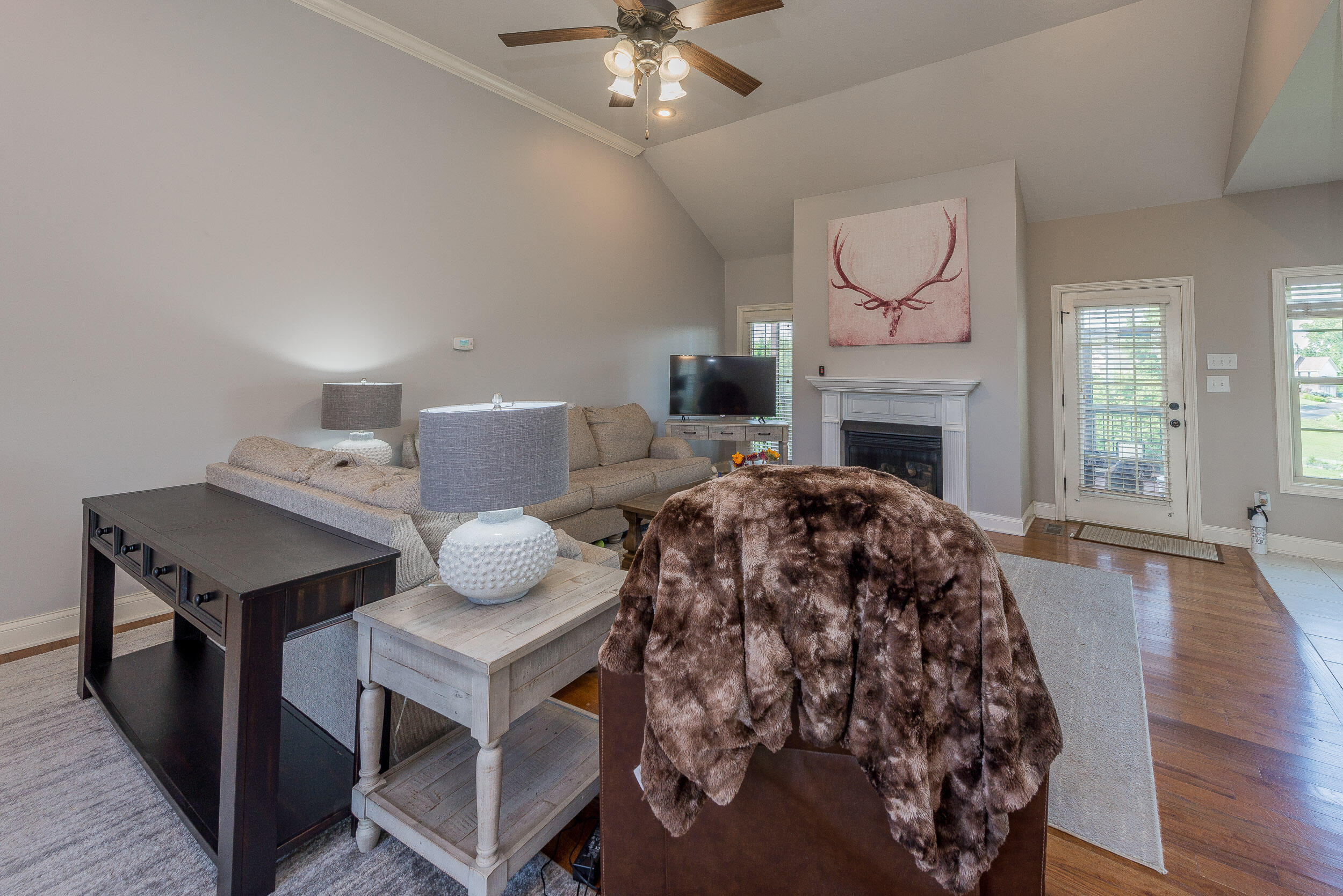 552 Walkers Bend Road Gray, TN 37615 - Photo 14 of 59 Living Room