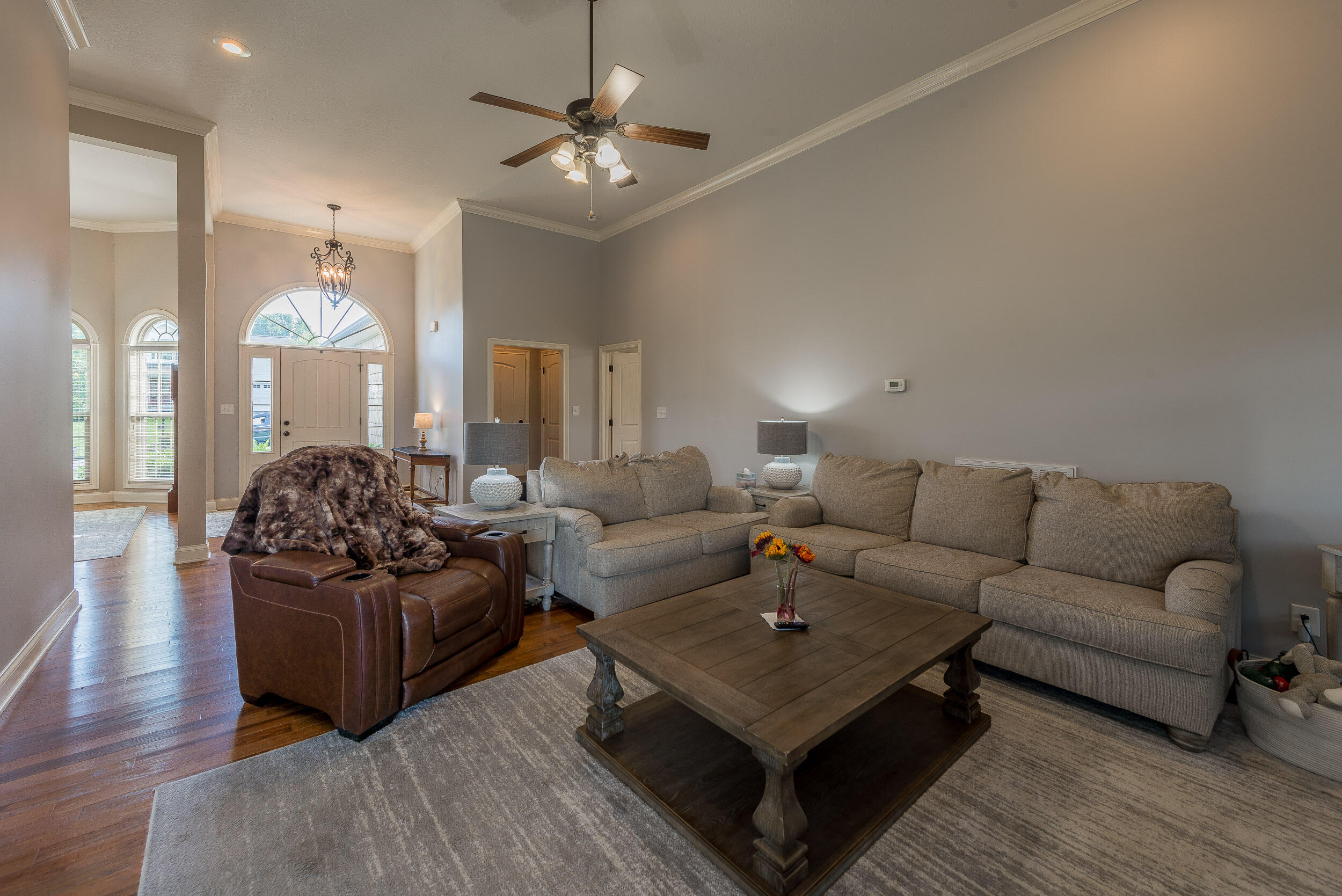 552 Walkers Bend Road Gray, TN 37615 - Photo 16 of 59 Living Room