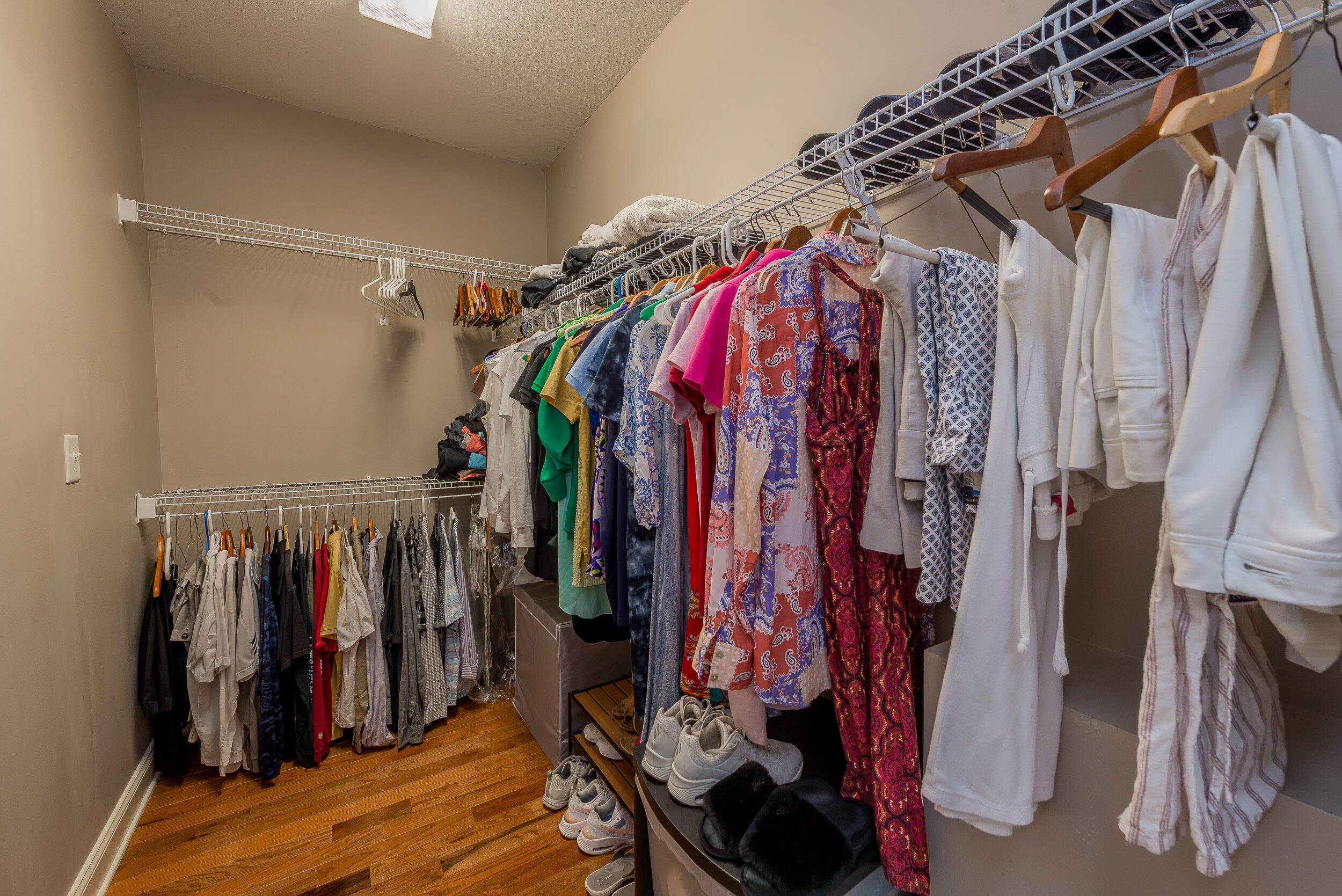 552 Walkers Bend Road Gray, TN 37615 - Photo 26 of 59 Master Bedroom Closet