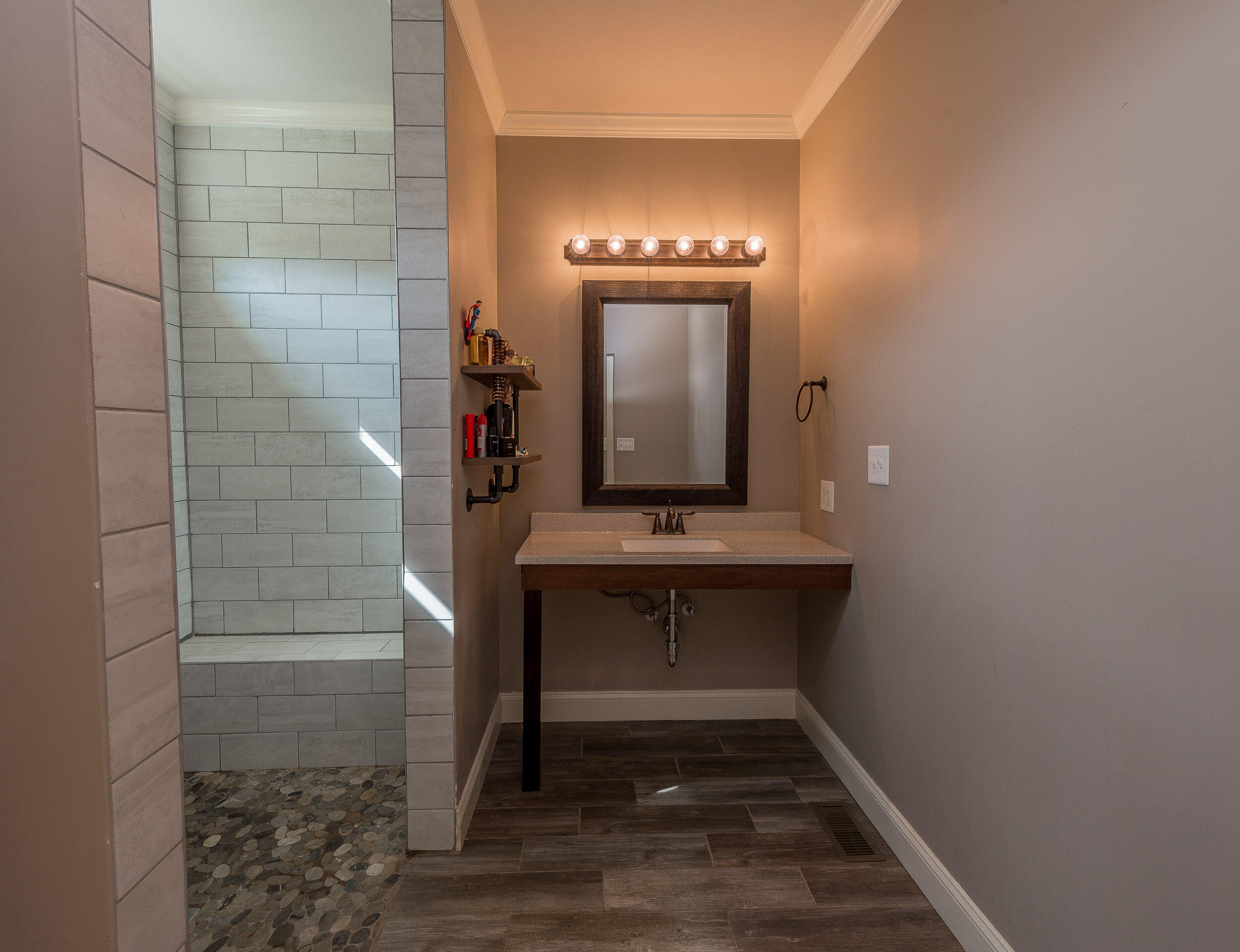 552 Walkers Bend Road Gray, TN 37615 - Photo 29 of 59 Master Bathroom