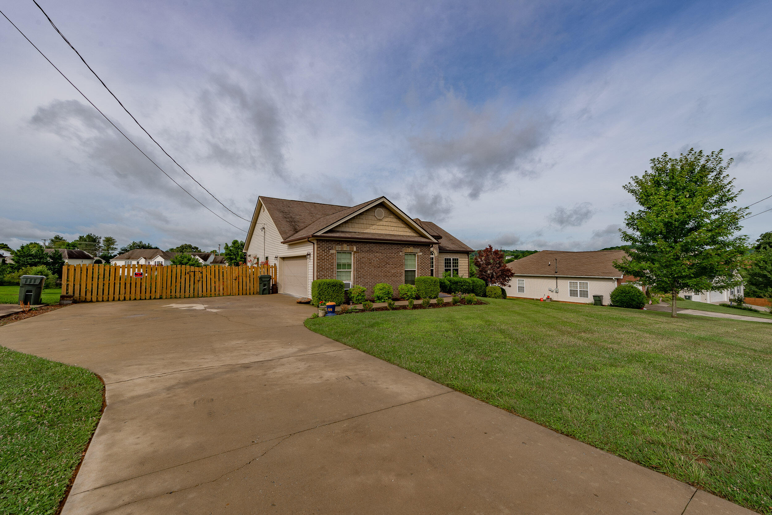 552 Walkers Bend Road Gray, TN 37615 - Photo 4 of 59 Driveway