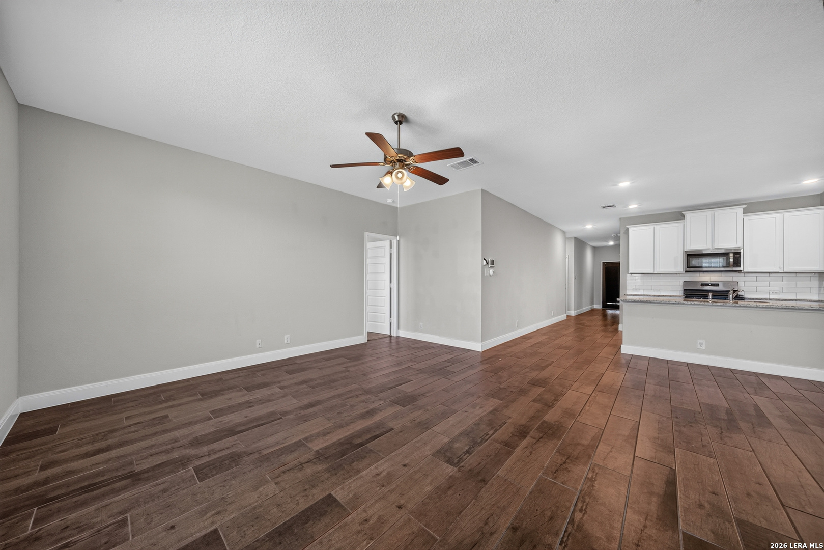 781 Rushing Banks Cibolo, TX 78108 - Photo 9 of 27 Gallery Image 9