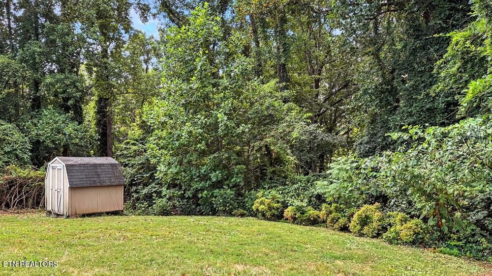 110 Ogden Circle Oak Ridge, TN 37830 - Photo 39 of 50 a view of house with yard