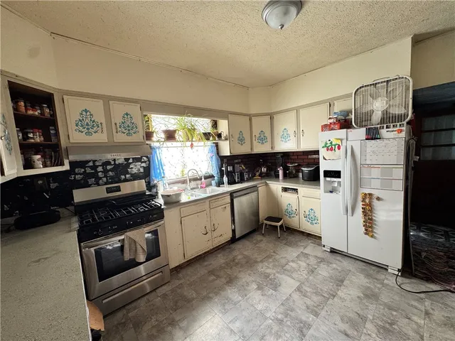 $70,000 | 148 West Pulteney Street, Corning, NY 14830