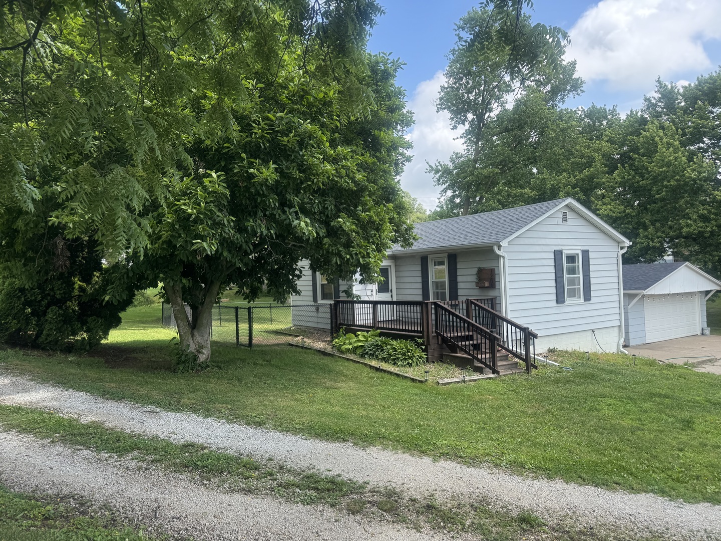 1208 Southwest 3rd Avenue Aledo, IL 61231 - Photo 2 of 15