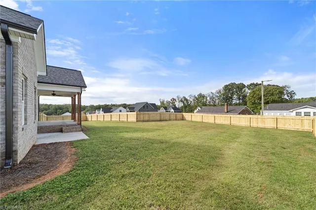 $510,000 | 275 Lenalan Drive, Lexington, NC 27295