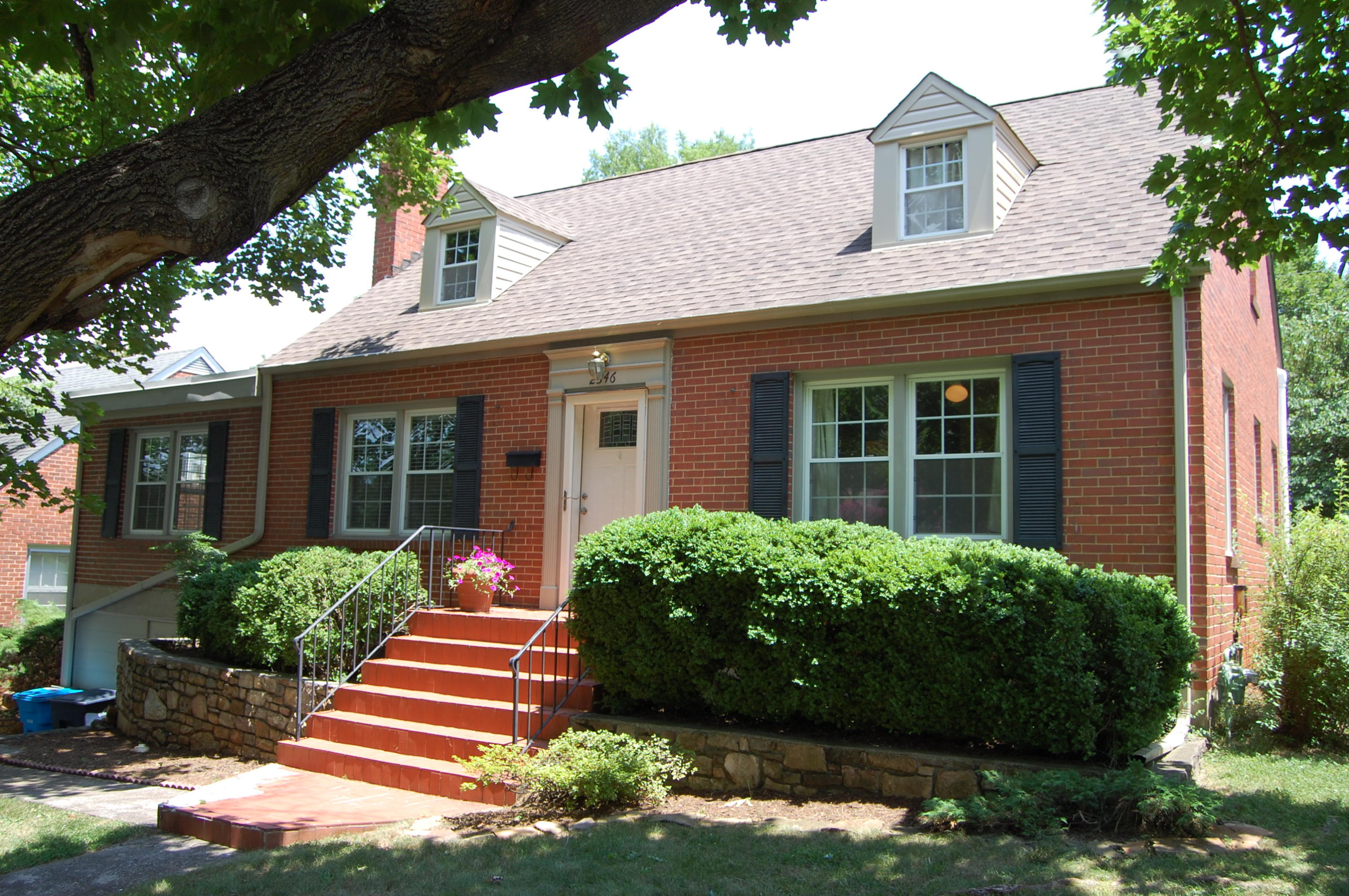 2346 Carlton Road Southwest Roanoke, VA 24015 - Photo 3 of 29 DSC_1788