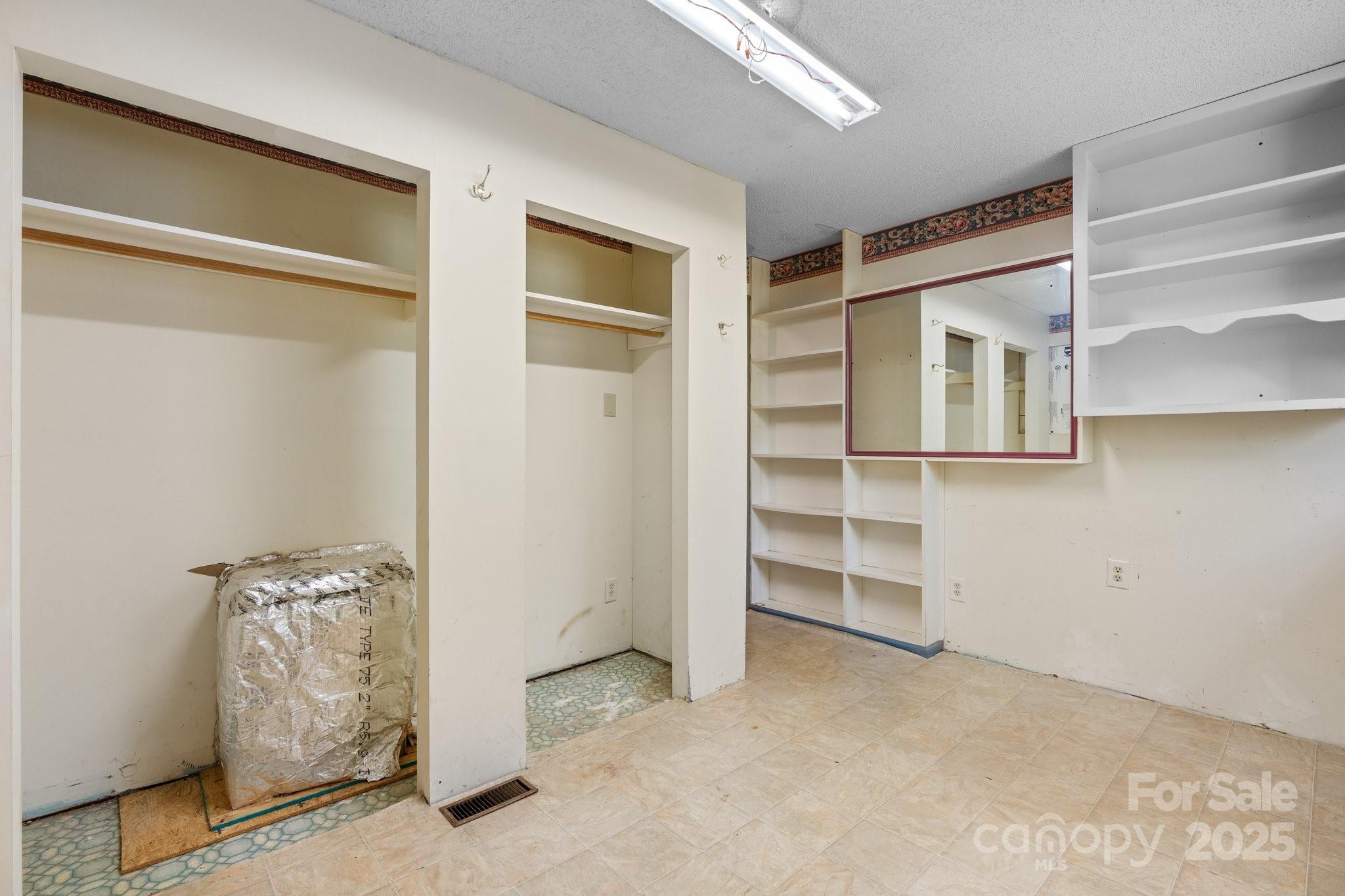 4067 Old Buff Road Hickory, NC 28602 - Photo 29 of 45 a view of an empty room with a closet