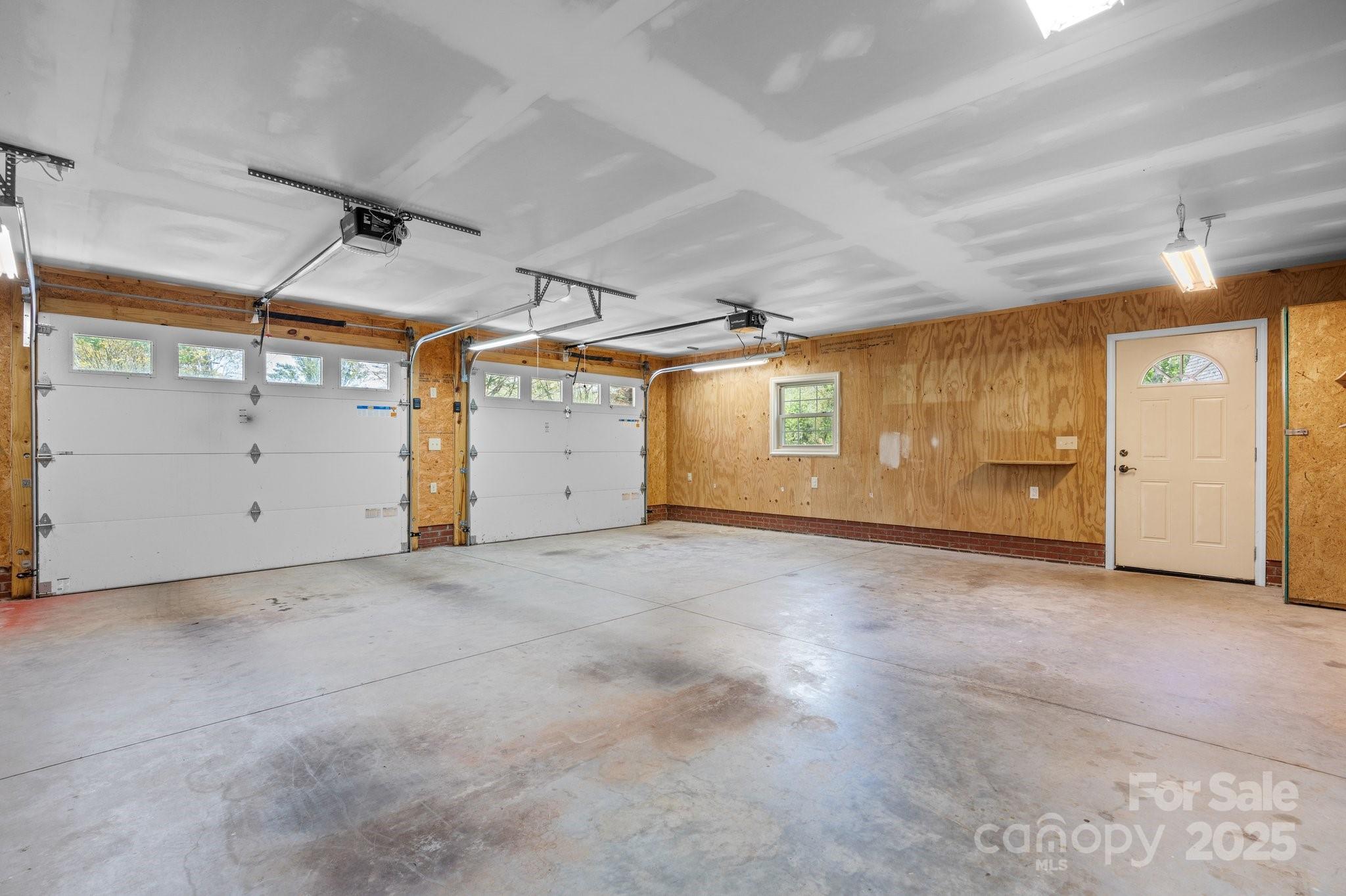 4067 Old Buff Road Hickory, NC 28602 - Photo 30 of 45 a view of empty room