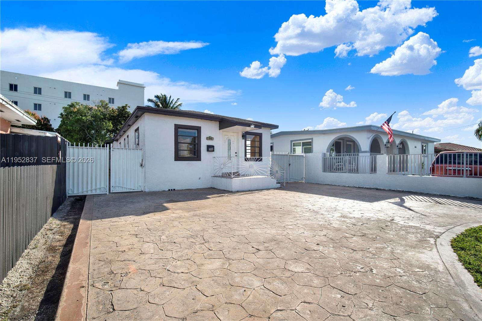 474 East 10th Street Hialeah, FL 33010 - Photo 33 of 38 a house with yard and outdoor space