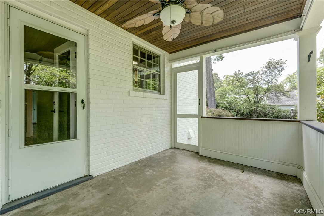 1802 Bremo Road Richmond, VA 23226 - Photo 33 of 50 a view of a porch with a table and chairs