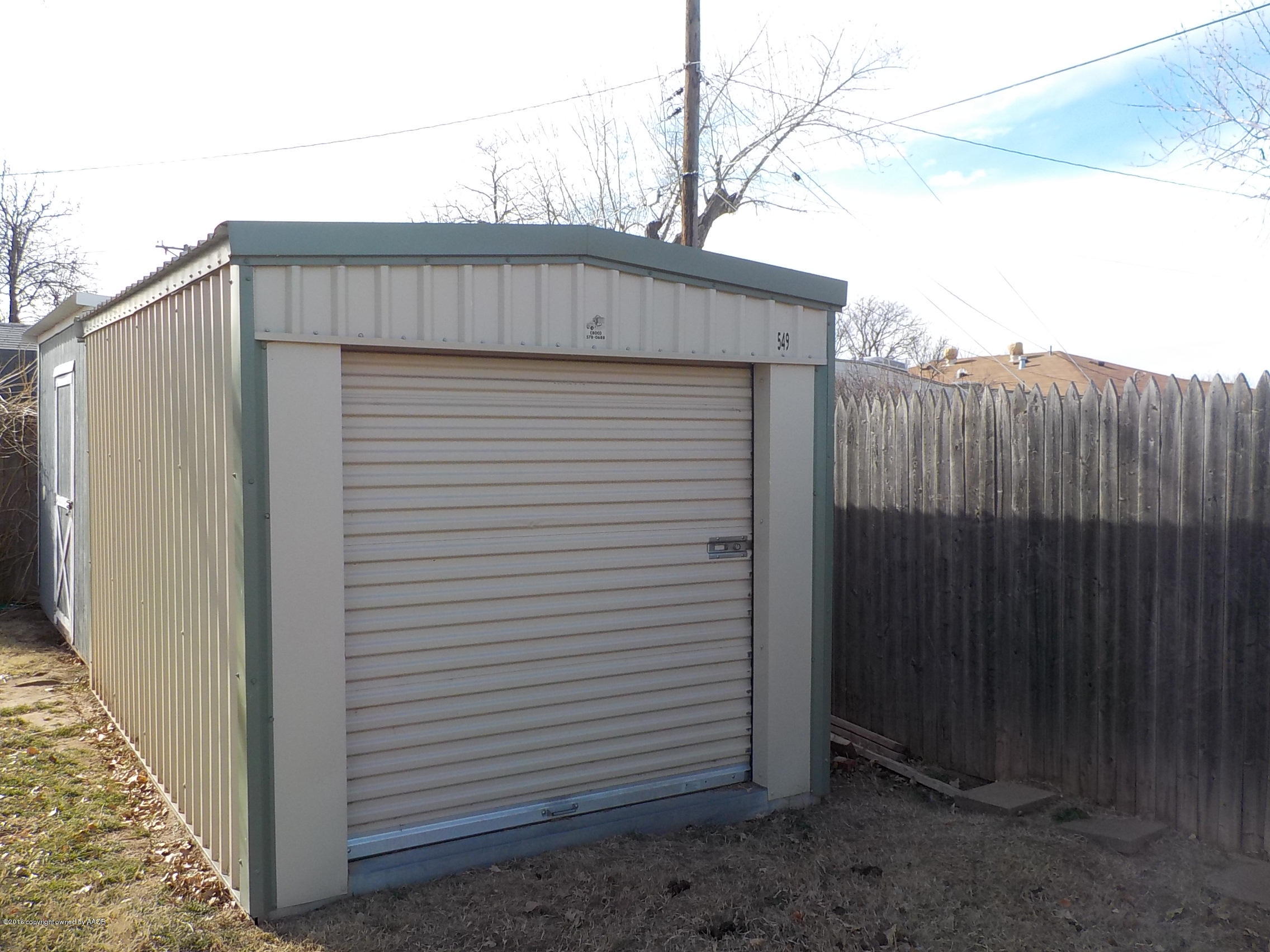 5102 Shield Drive Amarillo, TX 79110 - Photo 18 of 21 a backyard of a house