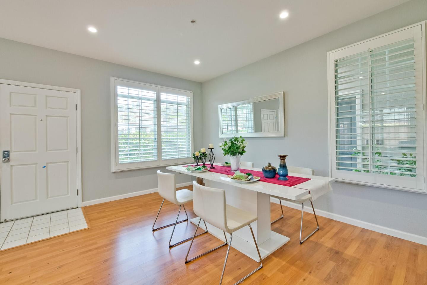 935 Old County Road, Unit 44 Belmont, CA 94002 - Photo 13 of 57 a dining room with furniture and window