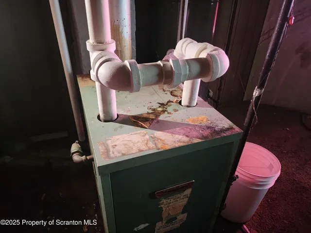 $220,000 | 1227-1229 Hampton Street, Scranton, PA 18504