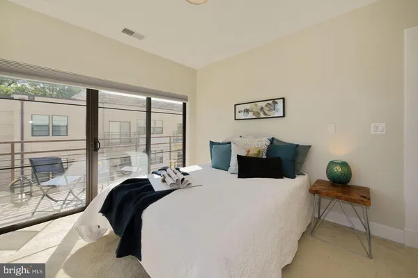 $3,650 | 5201 Wisconsin Avenue Northwest, Unit 406, Washington, DC 20015