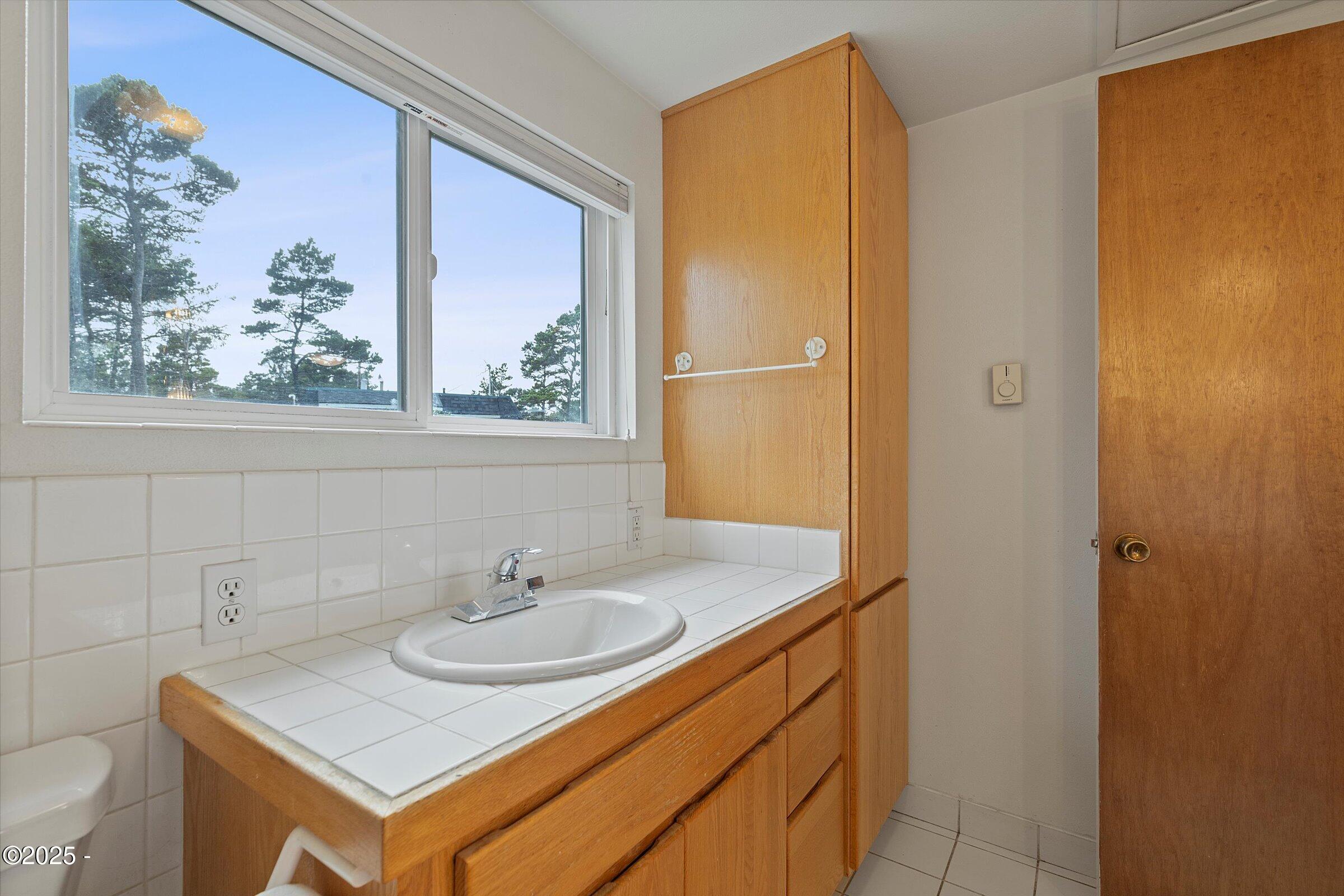 5825 Roma Avenue Cloverdale, OR 97112 - Photo 20 of 40 18-IMG_0777
