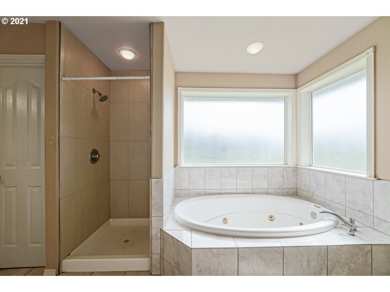 5275 Gaffin Road Southeast Salem, OR 97317 - Photo 19 of 31 Gallery Image 19