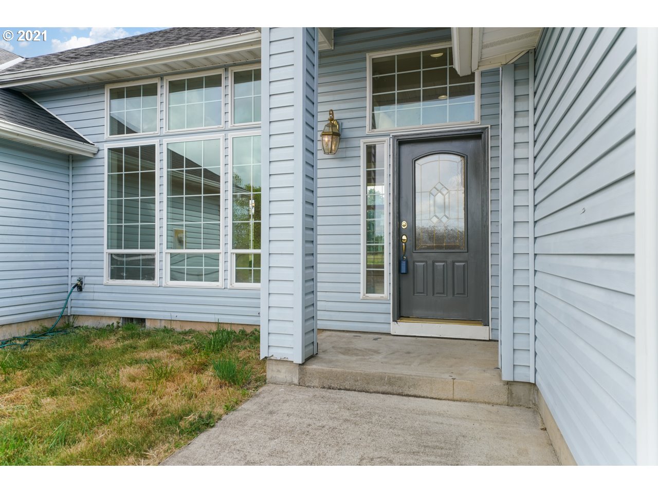 5275 Gaffin Road Southeast Salem, OR 97317 - Photo 3 of 31 Gallery Image 3
