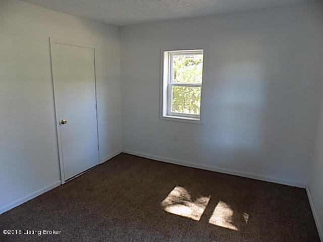 9911 Wingfield Road Louisville, KY 40291 - Photo 10 of 10 DSCN8015