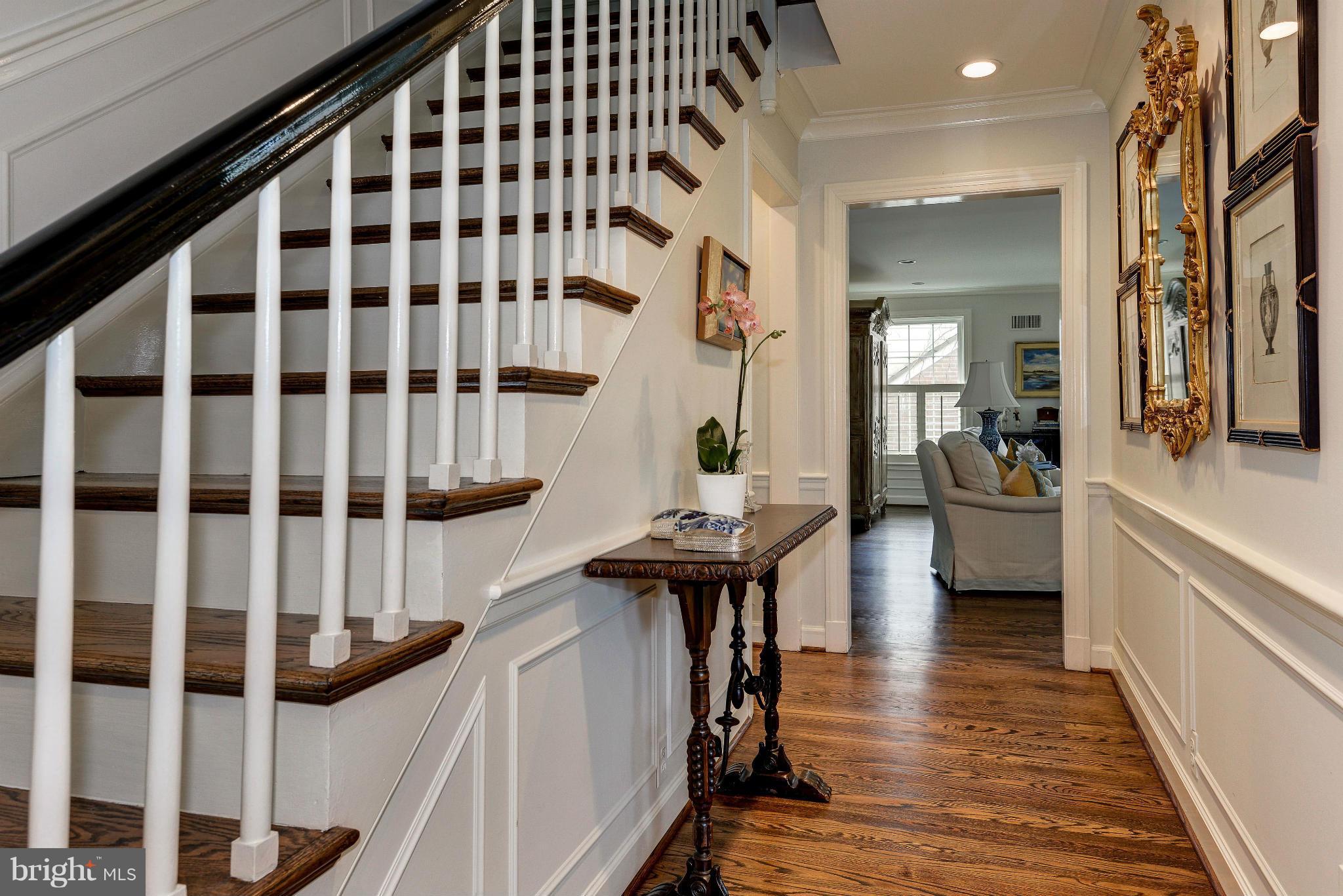 4404 Tournay Road Bethesda, MD 20816 - Photo 2 of 29 Interior (General)