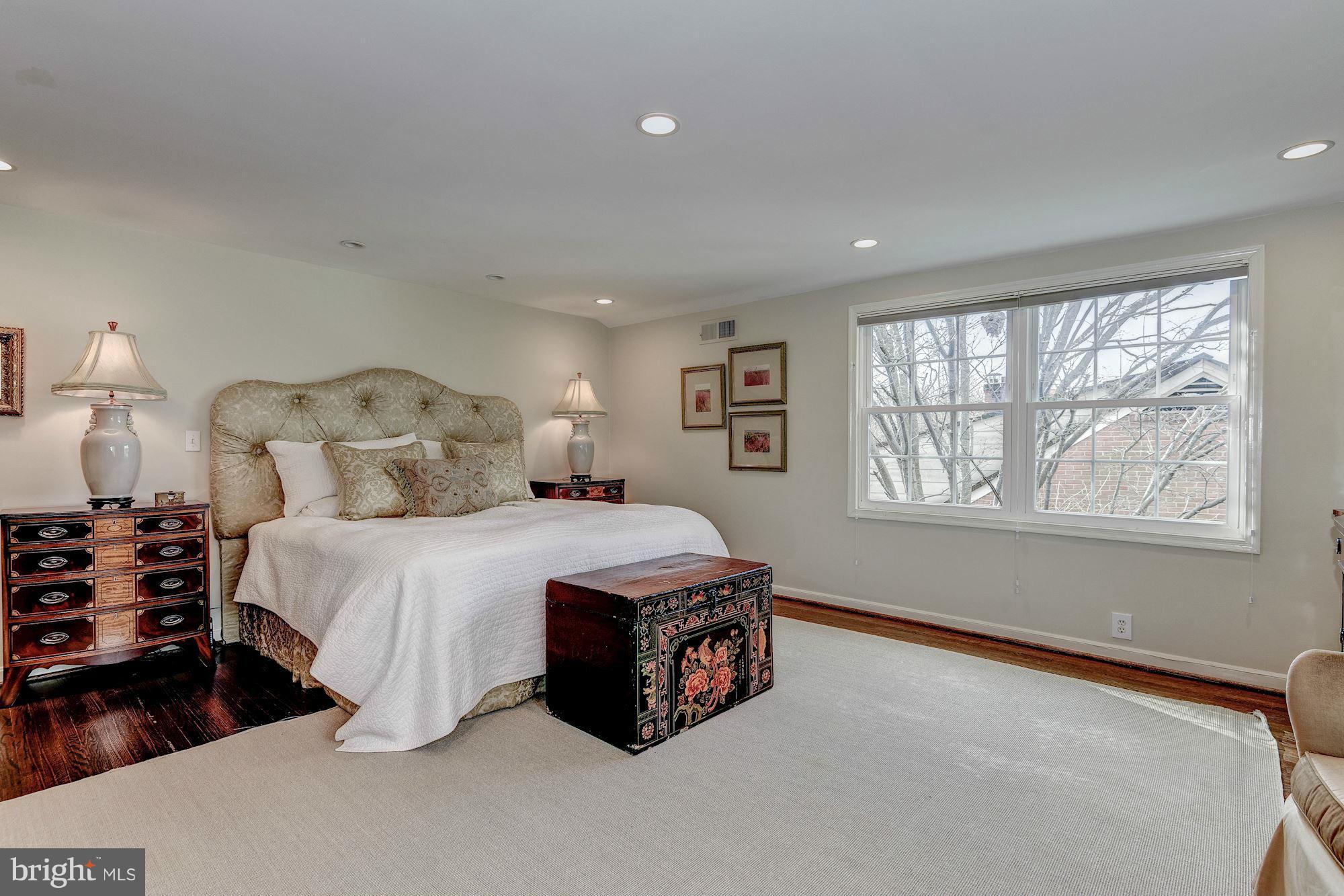 4404 Tournay Road Bethesda, MD 20816 - Photo 18 of 29 Owner's Suite