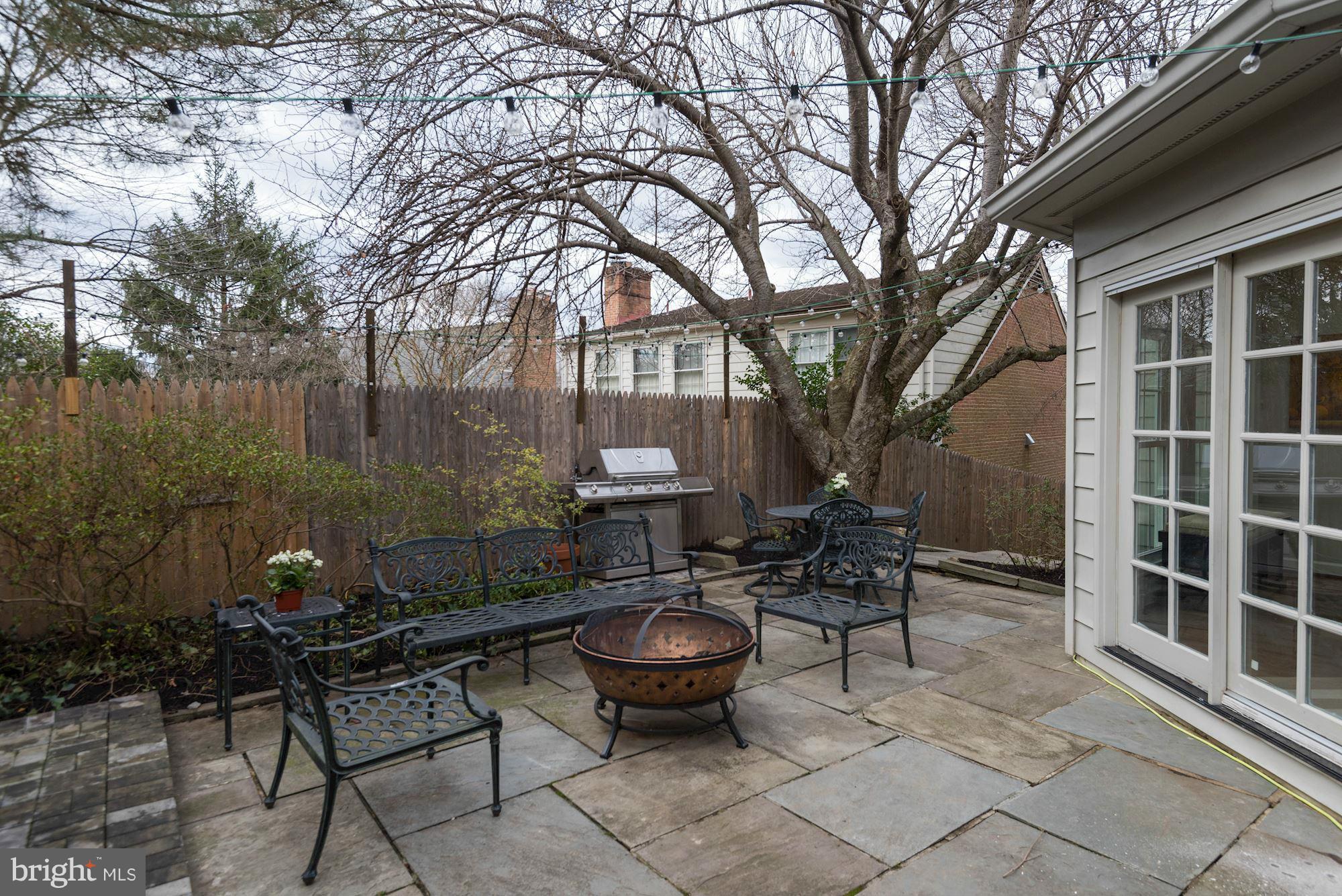 4404 Tournay Road Bethesda, MD 20816 - Photo 26 of 29 Exterior (Rear)