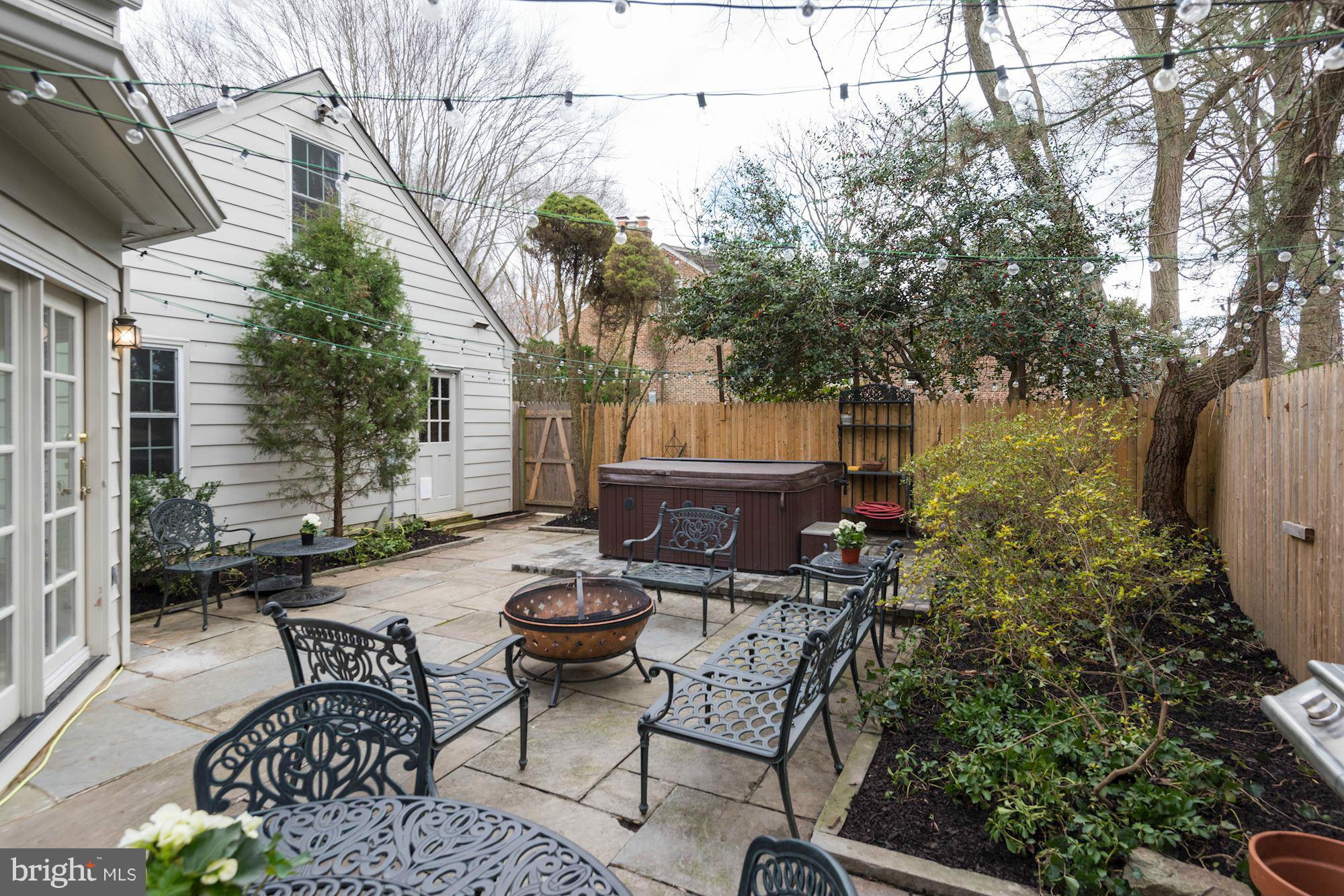 4404 Tournay Road Bethesda, MD 20816 - Photo 28 of 29 Exterior (Rear)