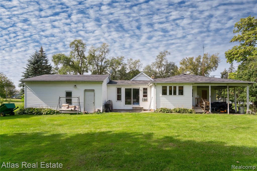4333 Howe Road Grand Blanc, MI 48439 - Photo 26 of 42