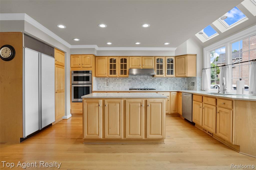 6369 Peach Tree Court Rochester Hills, MI 48306 - Photo 14 of 56 Gallery Image 14