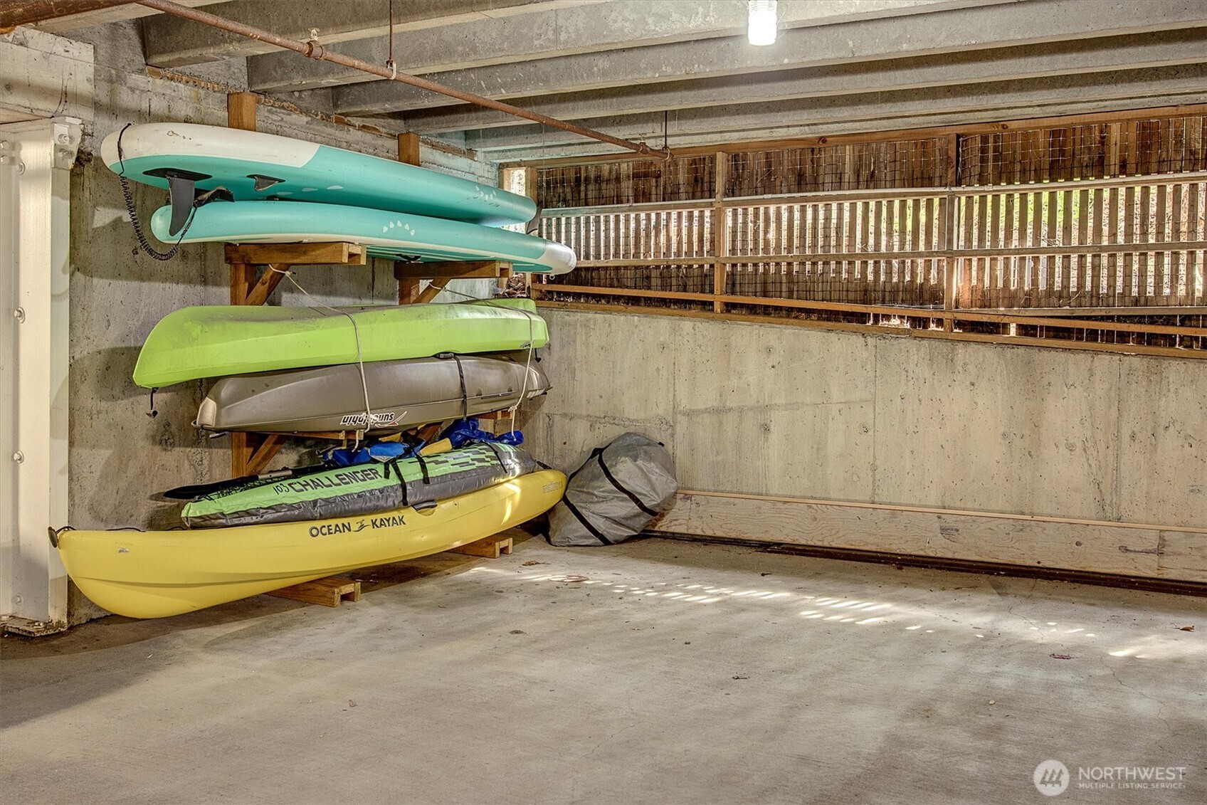 3717 Beach Drive Southwest, Unit 207 Seattle, WA 98116 - Photo 34 of 40 a view of an outdoor space