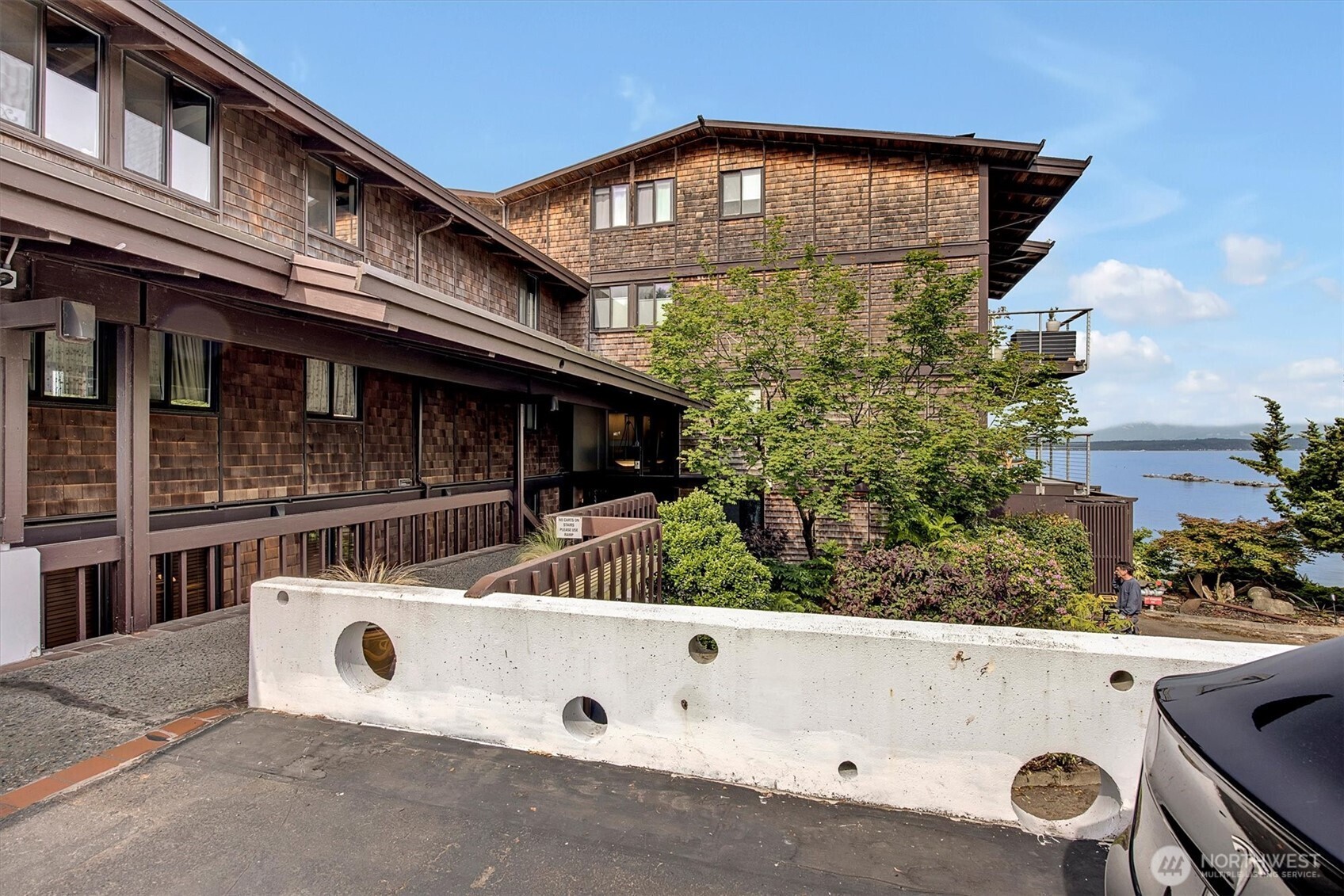 3717 Beach Drive Southwest, Unit 207 Seattle, WA 98116 - Photo 40 of 40