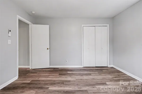 a view of empty room