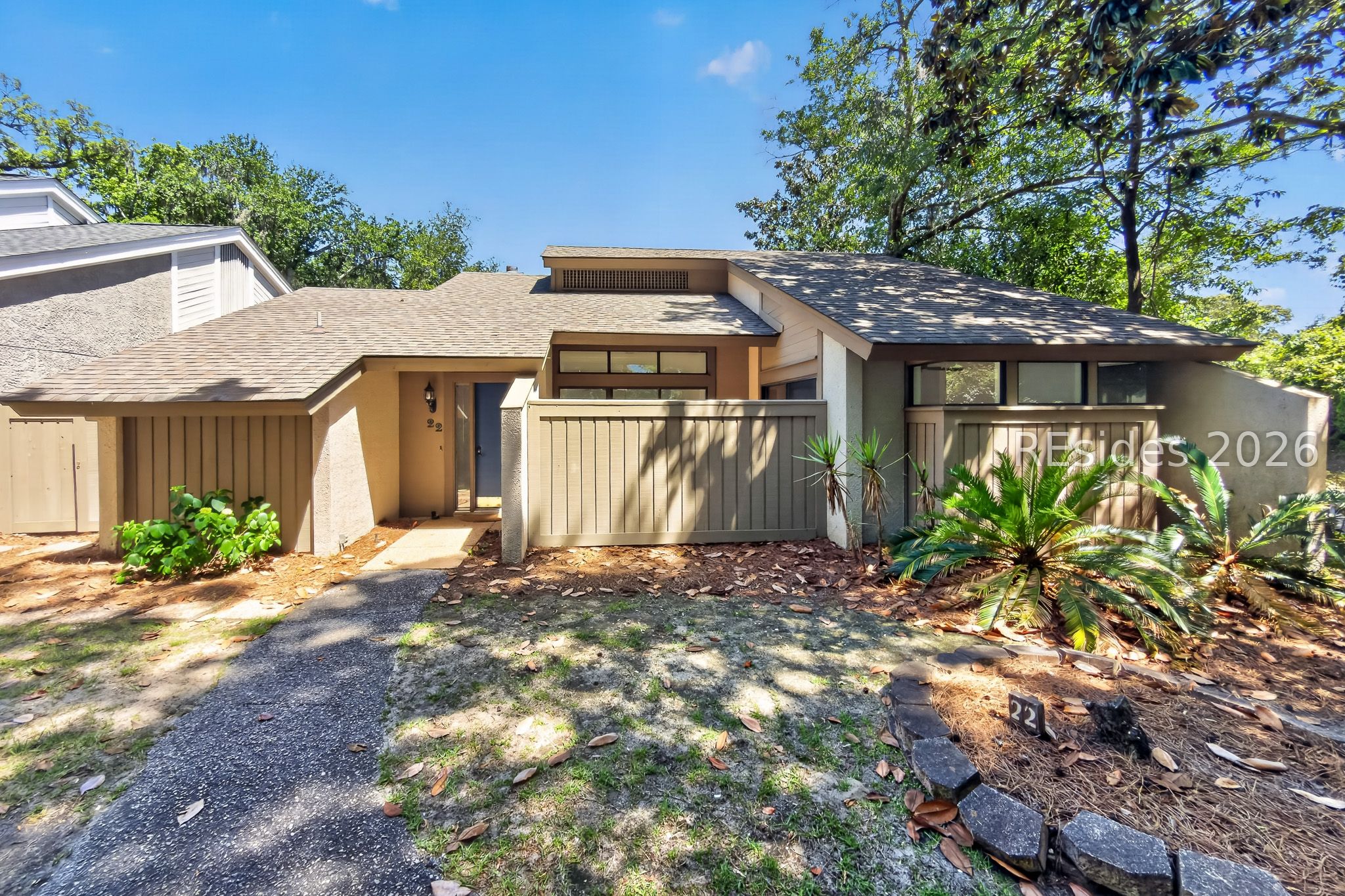 22 Stable Gate Road Hilton Head Island, SC 29926 - Photo 2 of 69