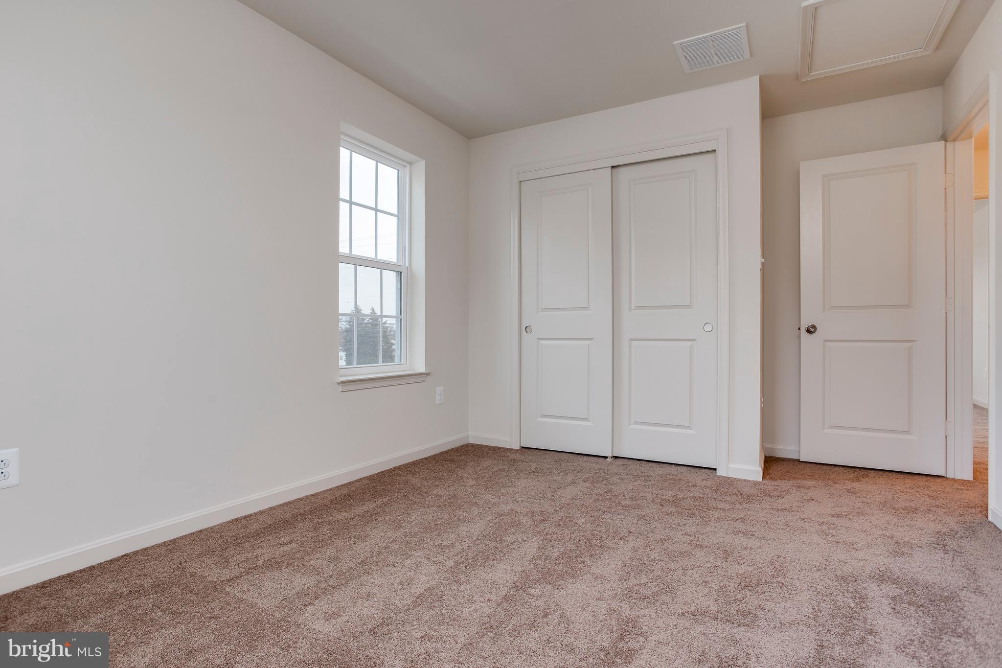 13 Back River Neck Road Baltimore, MD 21221 - Photo 15 of 30 an empty room with windows