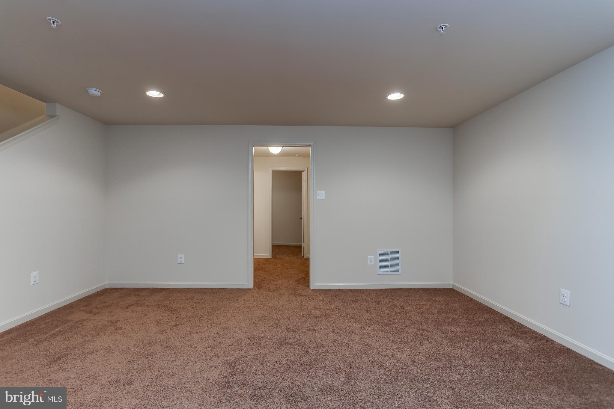 13 Back River Neck Road Baltimore, MD 21221 - Photo 8 of 30 a view of an empty room