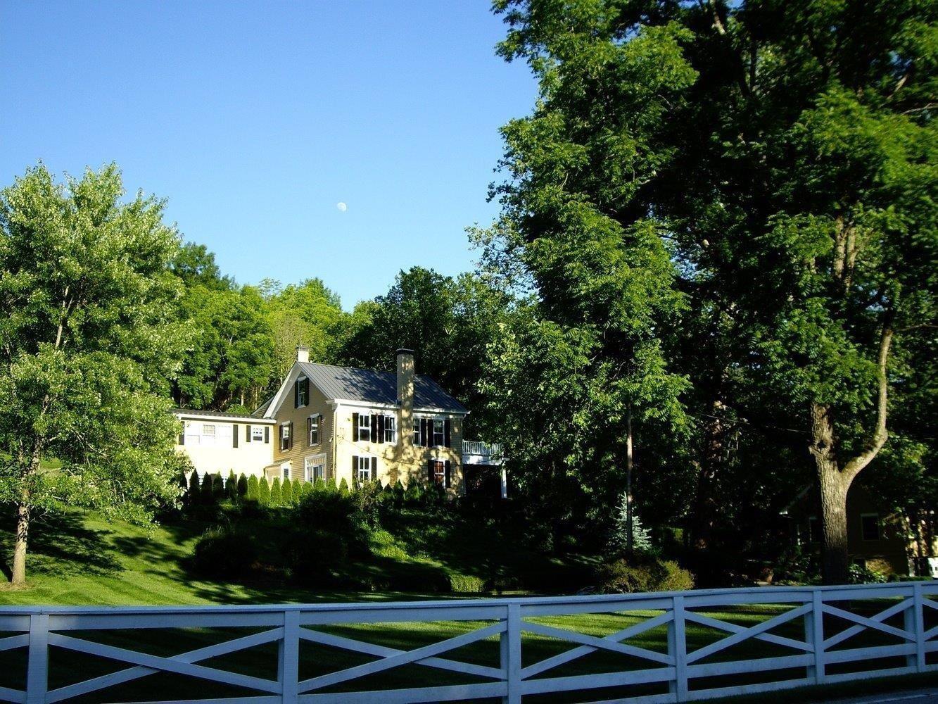 346 8 Mile Road Cincinnati, OH 45255 - Photo 1 of 1 Gallery Image 1