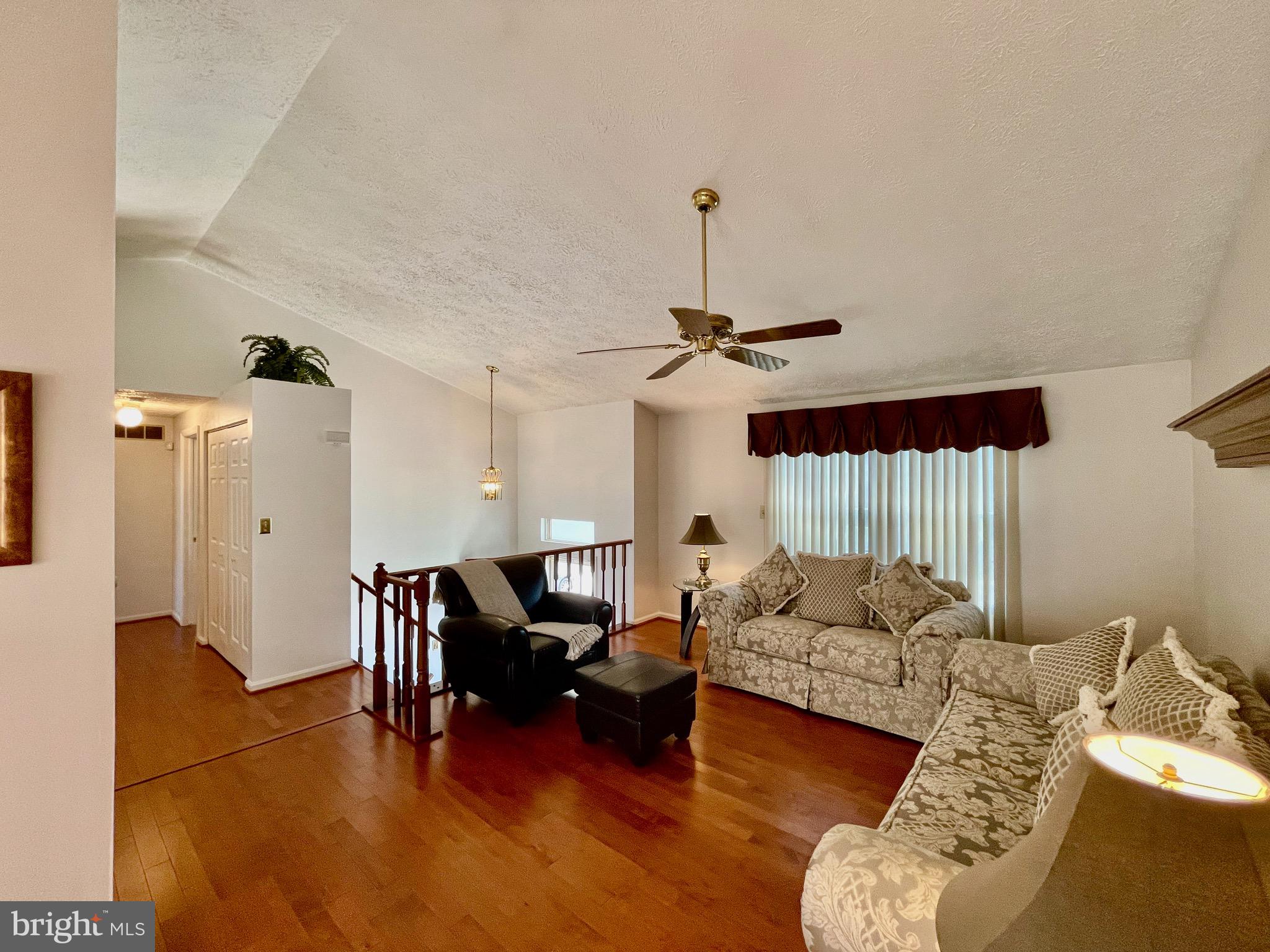 2910 Rockingham Court Pasadena, MD 21122 - Photo 3 of 59 Living room