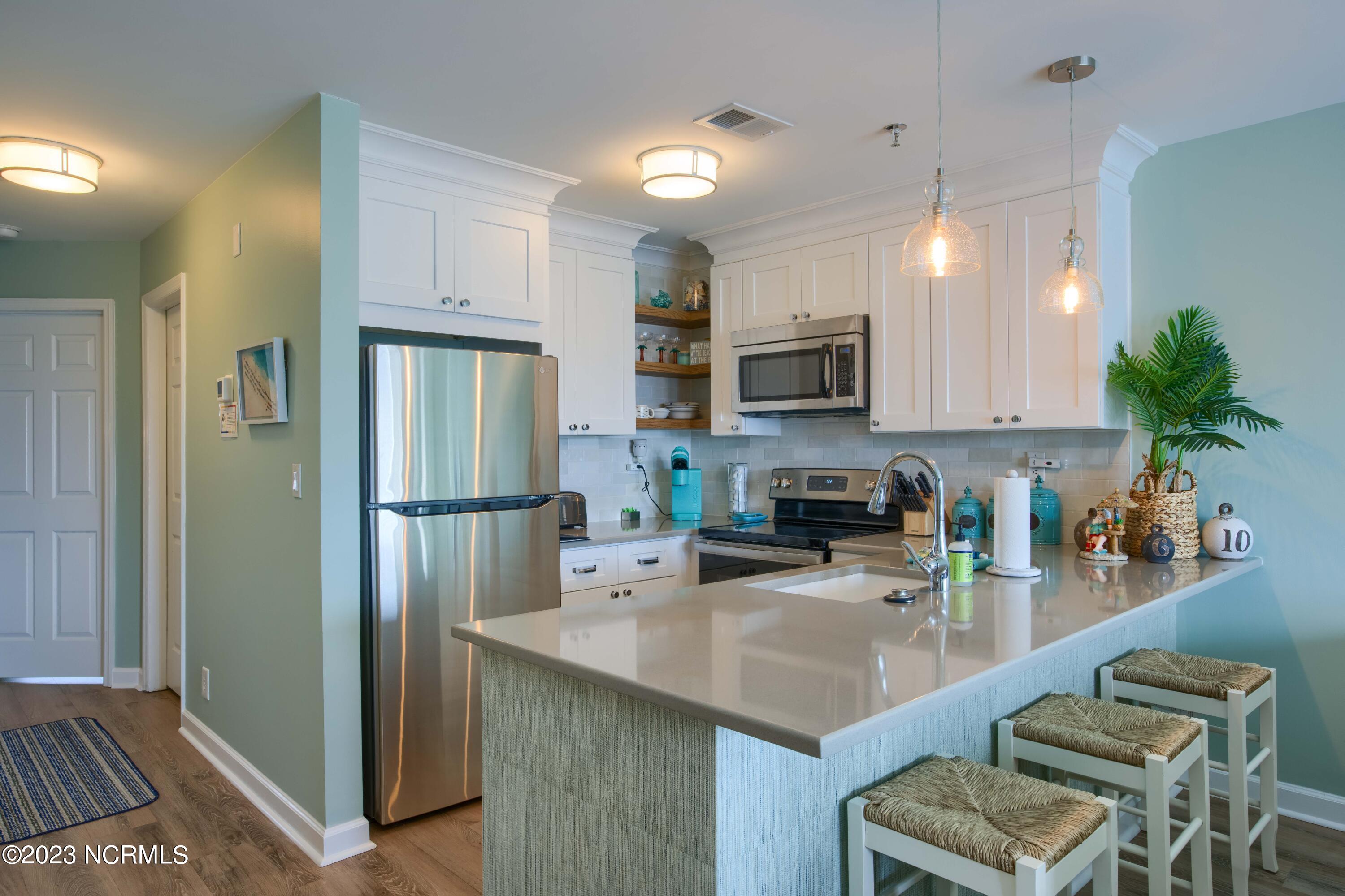 790 New River Inlet Road, Unit 416B North Topsail Beach, NC 28460 - Photo 11 of 35 416B Villa Capriani - Interiors _12