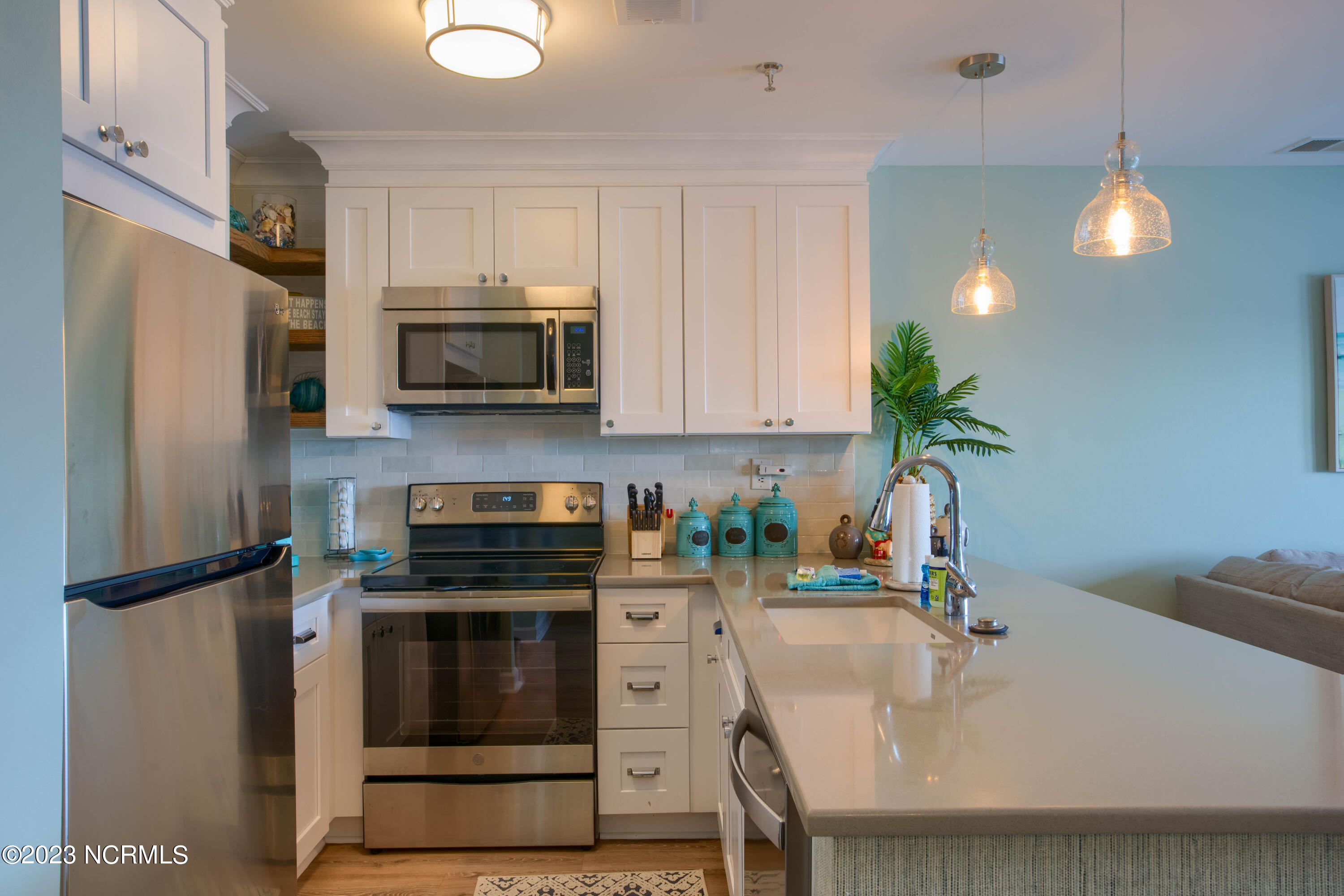 790 New River Inlet Road, Unit 416B North Topsail Beach, NC 28460 - Photo 12 of 35 416B Villa Capriani - Interiors _7