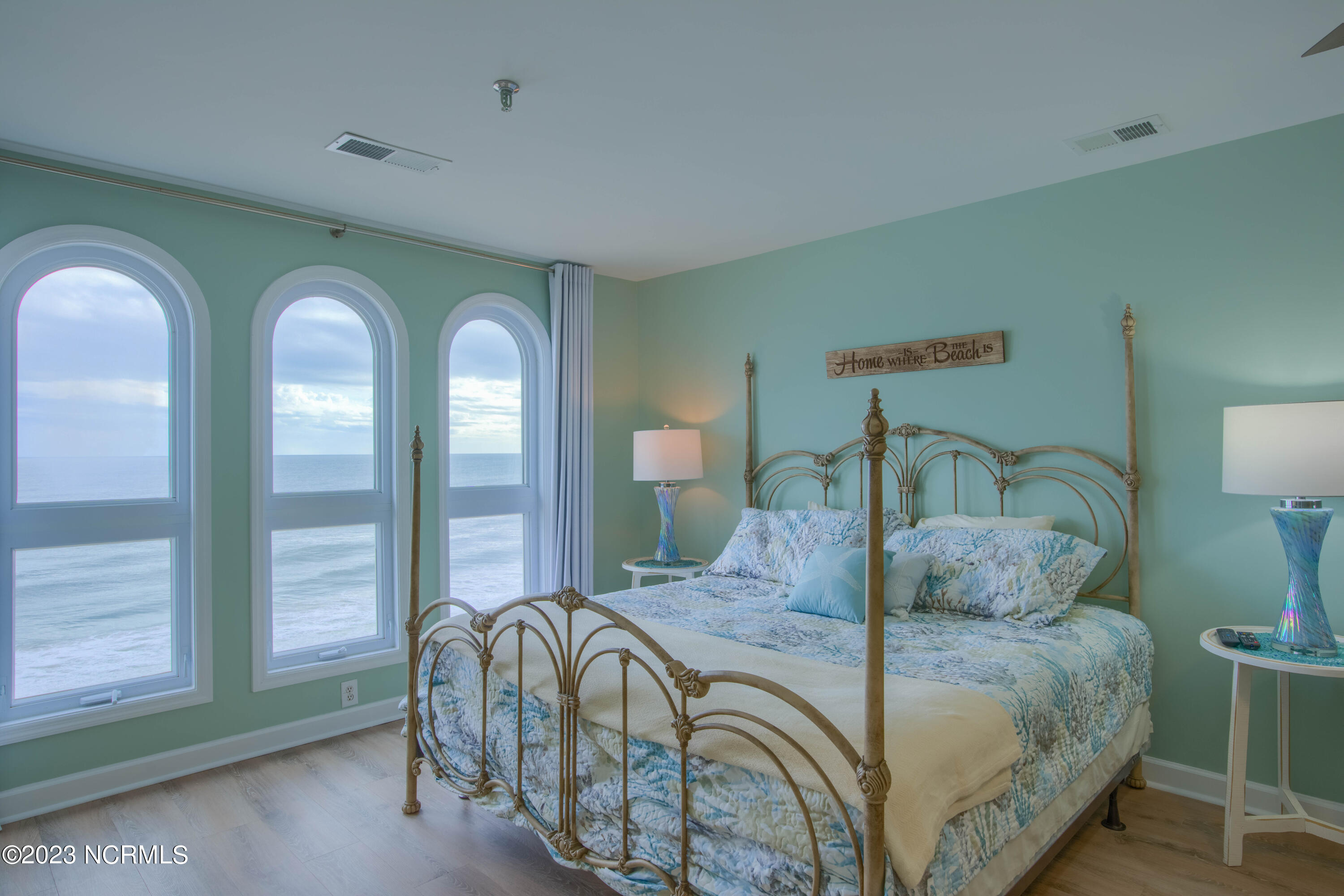 790 New River Inlet Road, Unit 416B North Topsail Beach, NC 28460 - Photo 18 of 35 Master bedroom