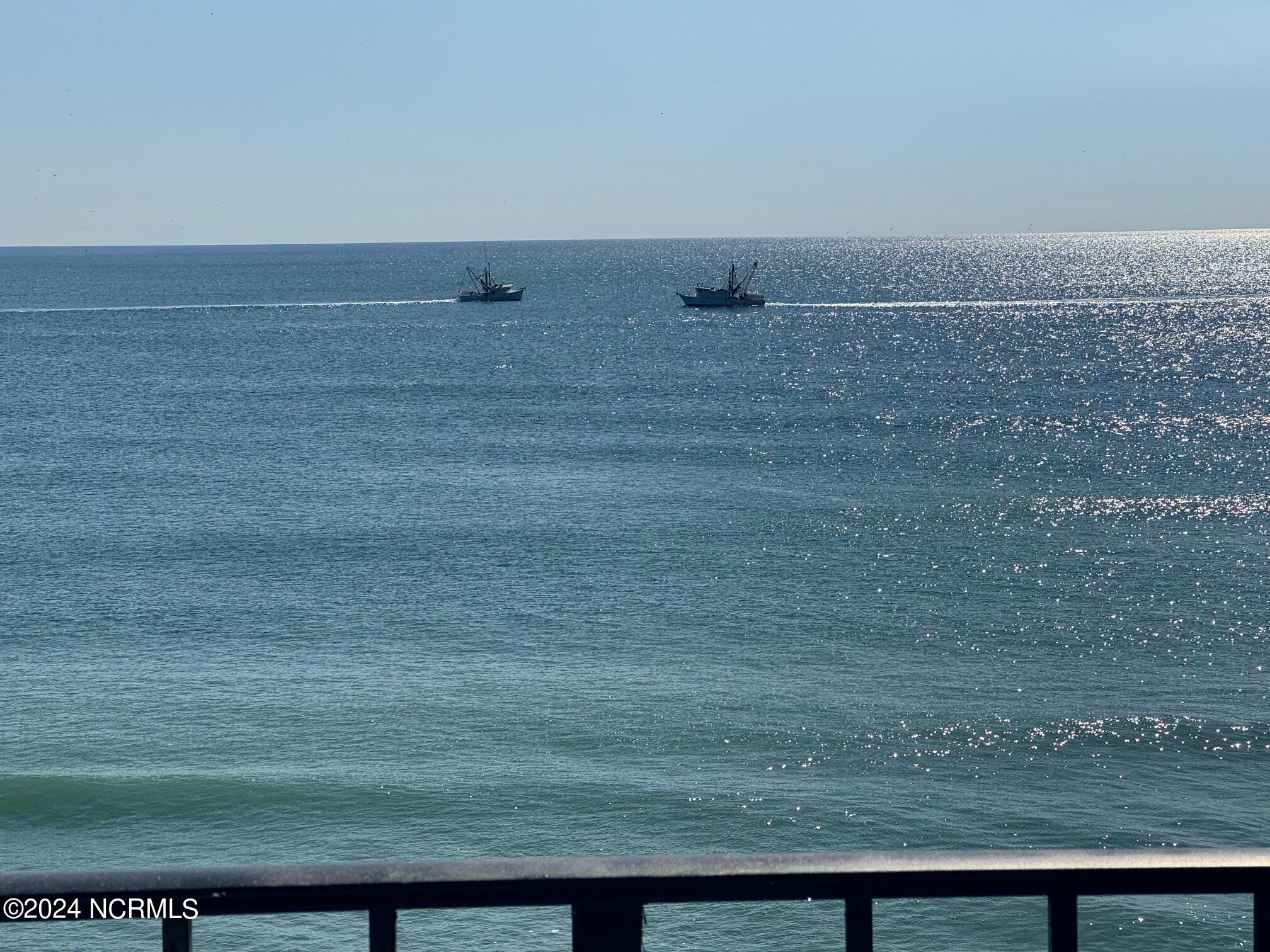790 New River Inlet Road, Unit 416B North Topsail Beach, NC 28460 - Photo 7 of 35 IMG_0943