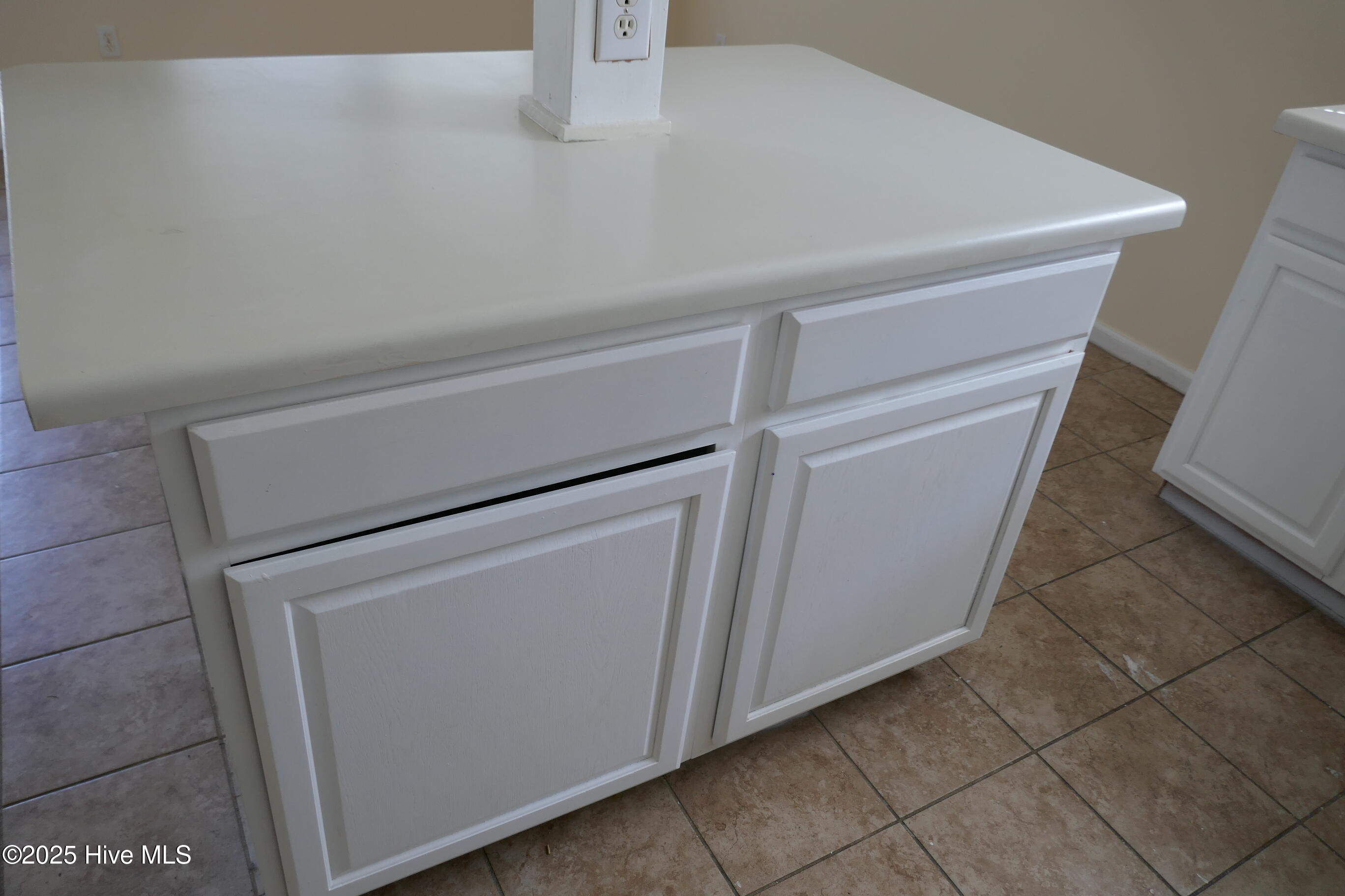 305 Speed Street Elizabeth City, NC 27909 - Photo 3 of 6 P1050683